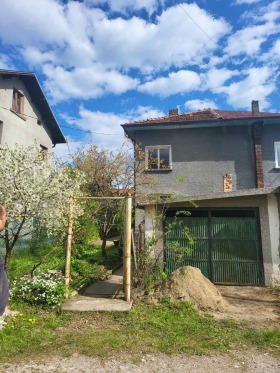 House Dragichevo, region Pernik