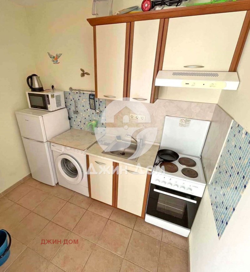 Продава  2-стаен област Бургас , гр. Свети Влас , 68 кв.м | 44319505 - изображение [3]