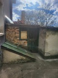 Продава КЪЩА, област Перник, с. Драгичево • 89000 € • 65420862 — Holmes.bg