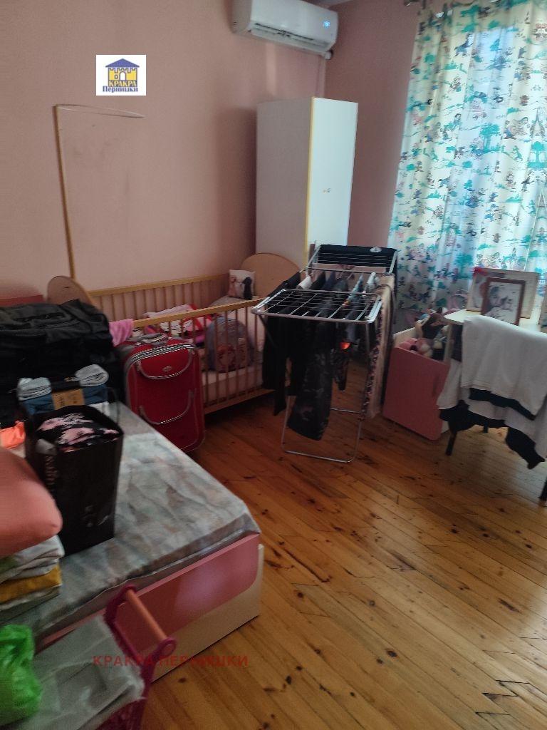 Продава КЪЩА, гр. Перник, Димова махала, снимка 7 - Къщи - 52622887