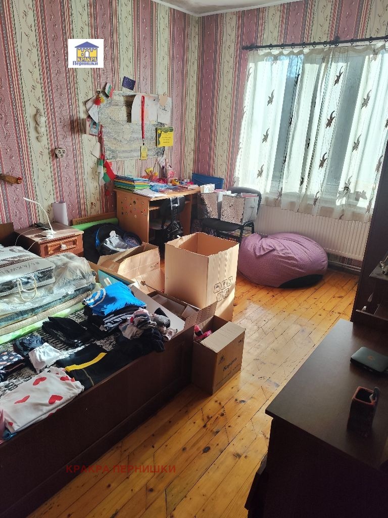 Продава КЪЩА, гр. Перник, Димова махала, снимка 4 - Къщи - 52622887