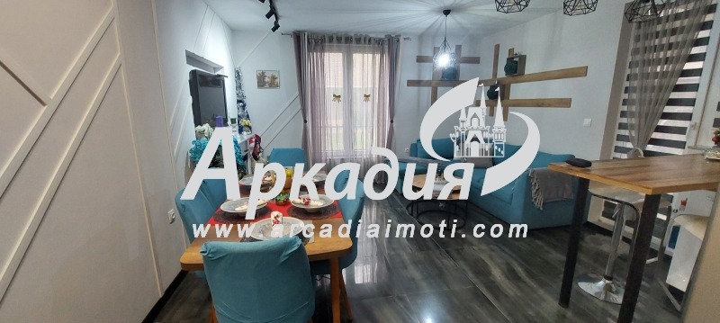 Продава 3-СТАЕН, гр. Пловдив, Остромила, снимка 1 - Aпартаменти - 48258942