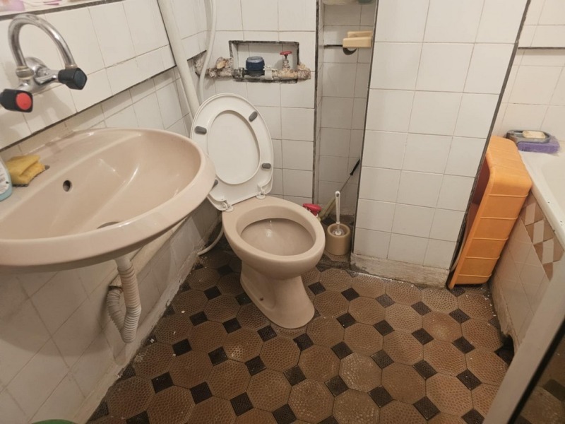 Продава  Многостаен град Кърджали , Възрожденци , 100 кв.м | 63419765 - изображение [15]