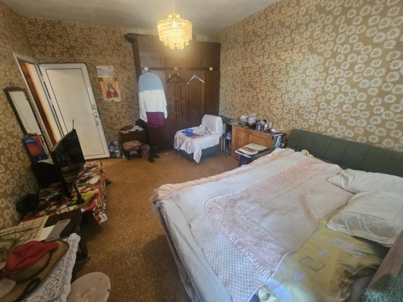 Продава  Многостаен град Кърджали , Възрожденци , 100 кв.м | 63419765 - изображение [8]