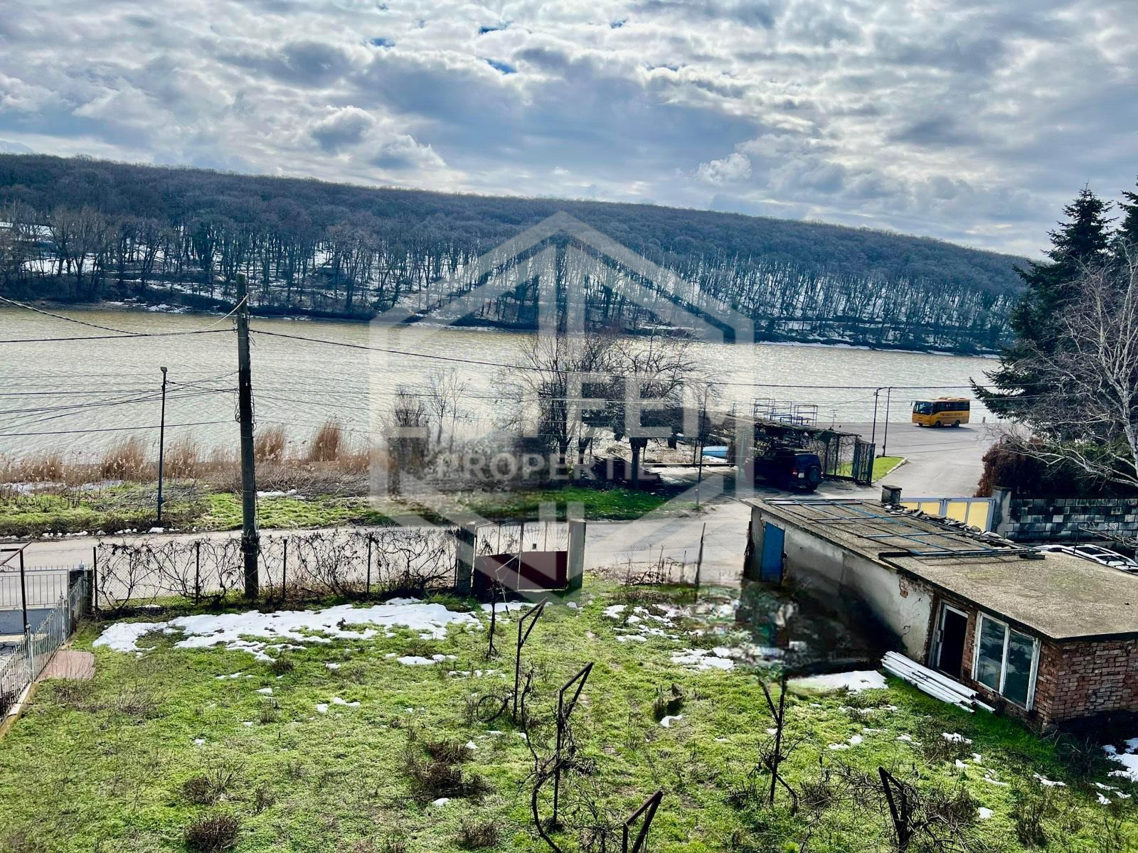 Продава КЪЩА, с. Николово, област Русе