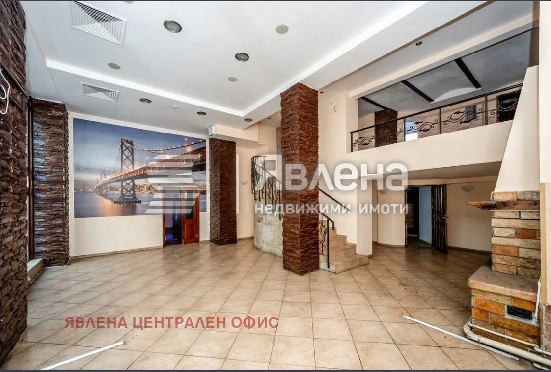 Продава КЪЩА, гр. София, Център, снимка 3 - Къщи - 56214500