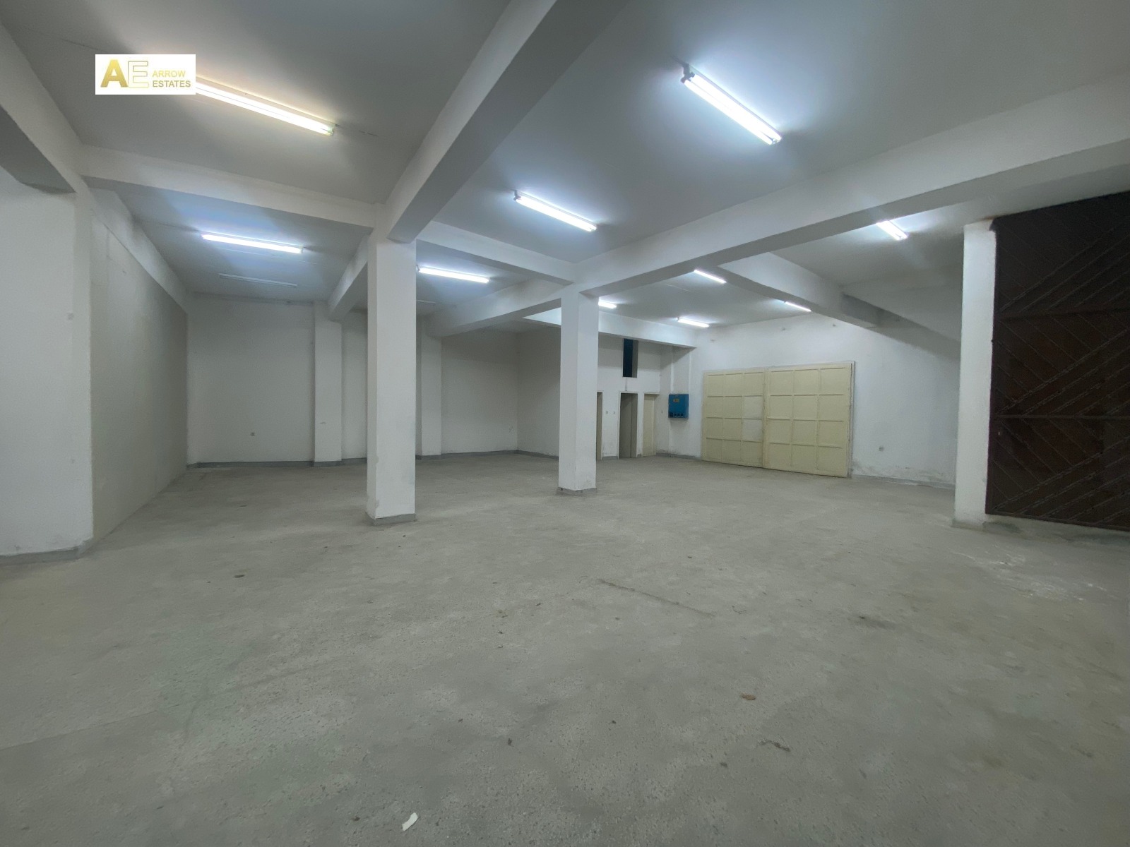 Продава МАГАЗИН, гр. Враца, Център, снимка 2 - Магазини - 53654439