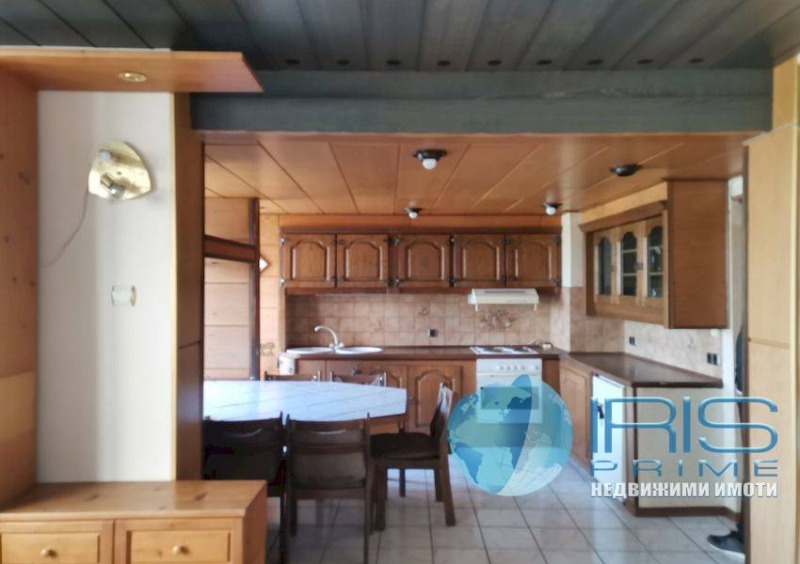 De vânzare  1 dormitor Șumen , Traciia , 65 mp | 66000107 - imagine [2]