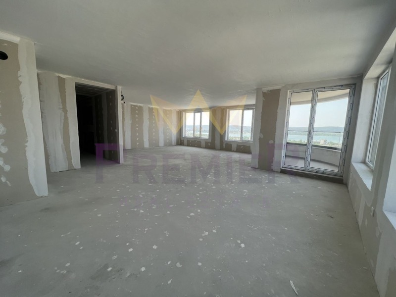 Till salu  3+ sovrum Varna , Trosjevo , 285 kvm | 38439517 - bild [3]