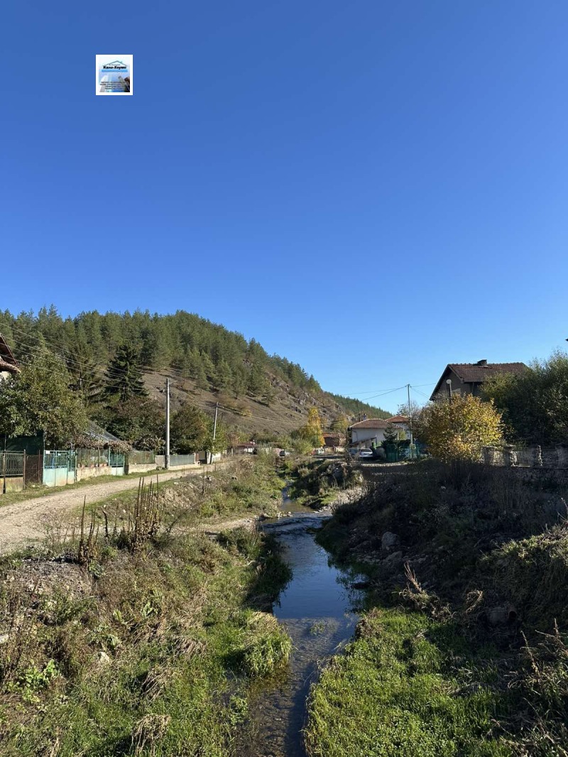 Продава ПАРЦЕЛ, с. Голема Раковица, област София област