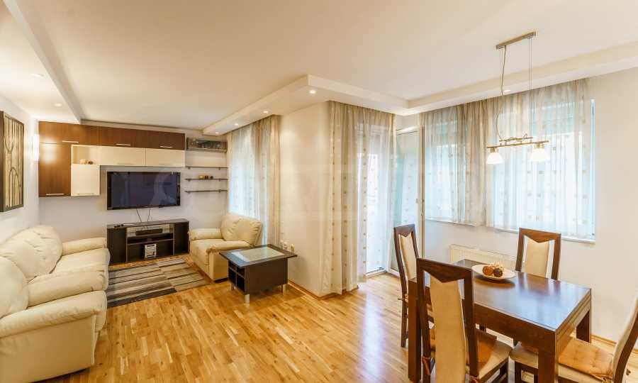 Продава  2-стаен град София , Витоша , 92 кв.м | 71234568