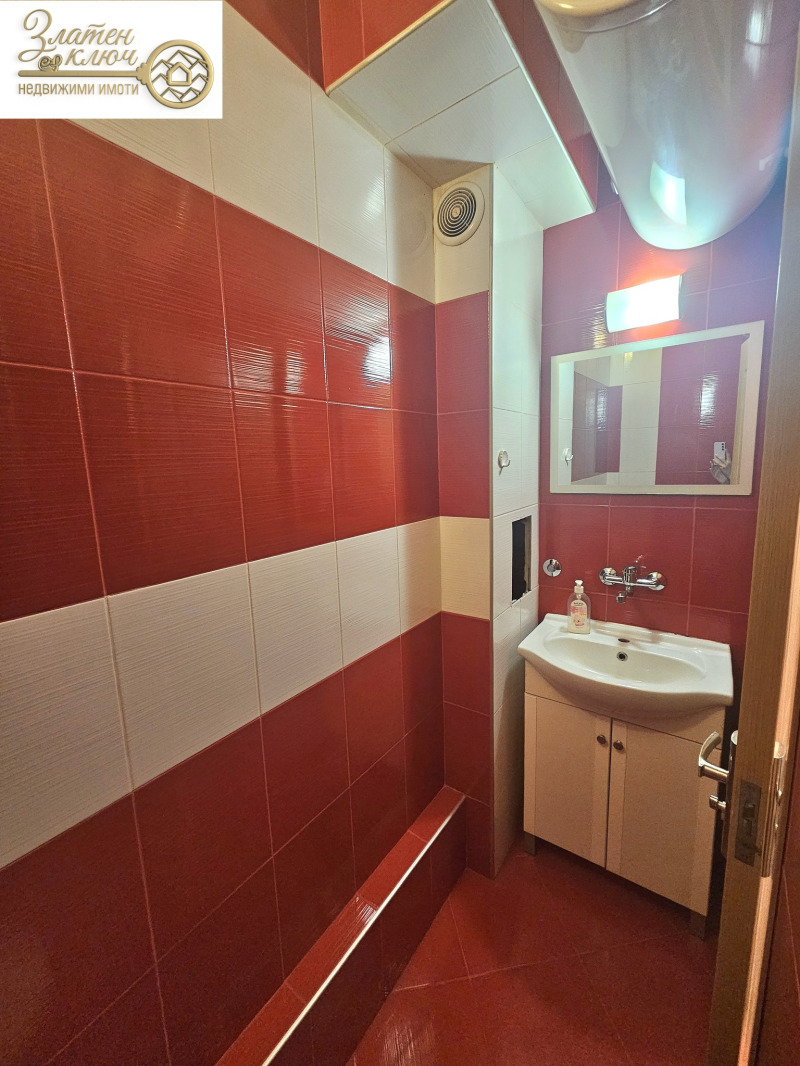 For Sale  1 bedroom Plovdiv , Kamenitsa 2 , 56 sq.m | 76489471 - image [12]