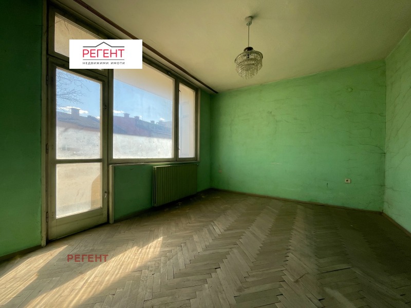 Продава 2-СТАЕН, град Габрово, Център • 112000 лв. / 57264.69 € • 18803894 1