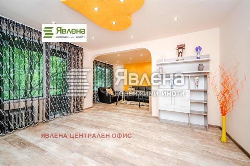 Продава 3-СТАЕН, гр. София, Изток, снимка 1 - Aпартаменти - 48972033