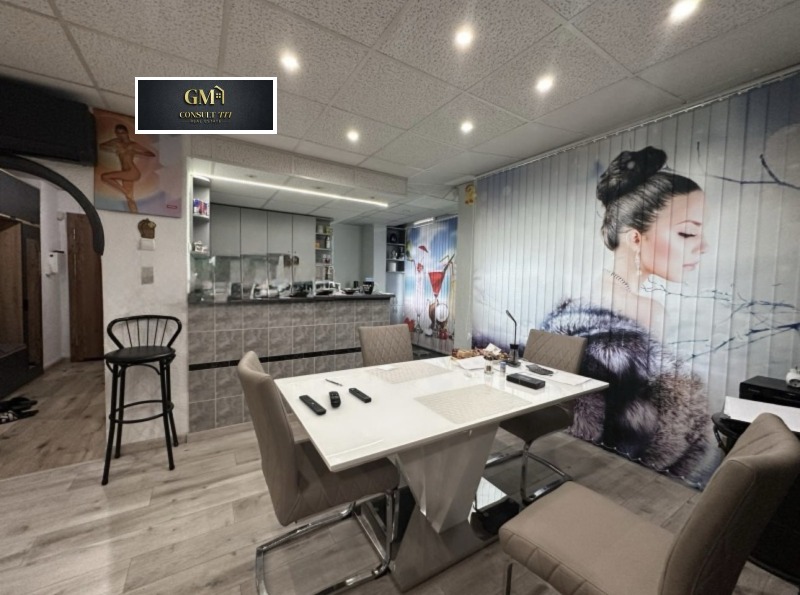 Продава  3-стаен град Плевен , Широк център , 140 кв.м | 77011617 - изображение [3]