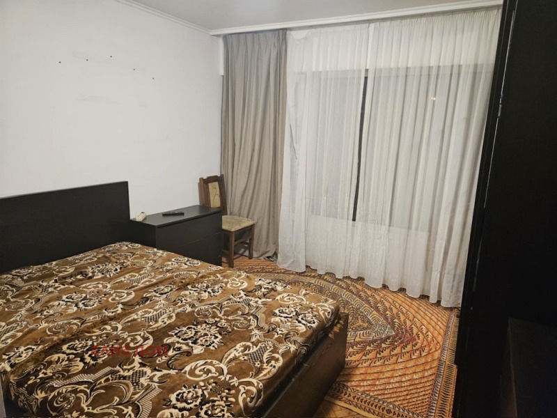 Продава 4-СТАЕН, гр. Варна, Цветен квартал, снимка 3 - Апартаменти - 52481335