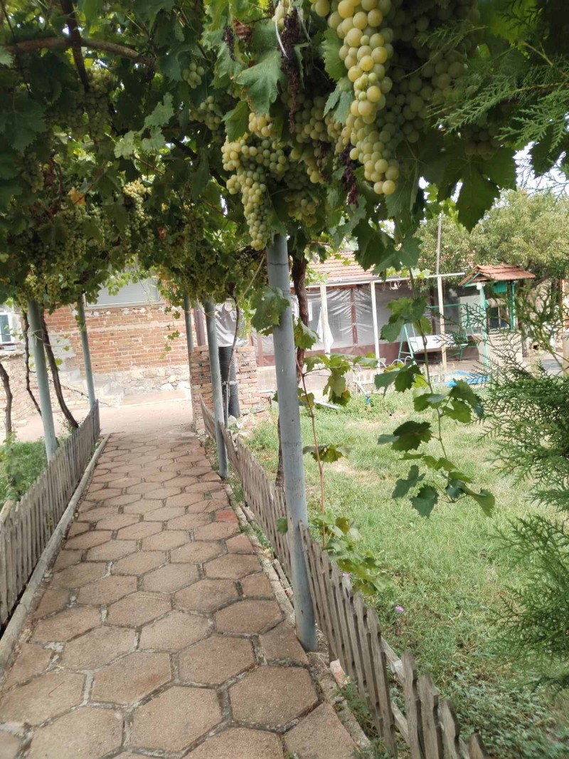 Продава  Къща област Стара Загора , с. Ковачево , 265 кв.м | 10248021 - изображение [2]