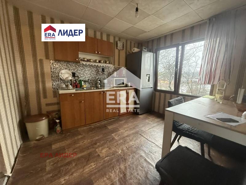 Продава КЪЩА, гр. Русе, в.з. Касева Чешма, снимка 2 - Къщи - 53626084