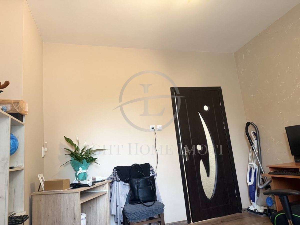 Продава ЕТАЖ ОТ КЪЩА, гр. Пловдив, Кючук Париж, снимка 7 - Етаж от къща - 54529624