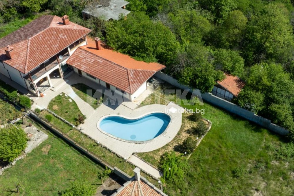 Продава КЪЩА, с. Болярци, област Варна, снимка 3 - Къщи - 54201182