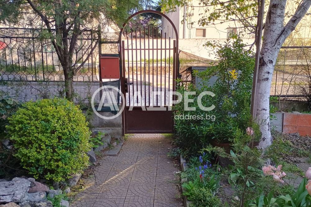 Продава МАГАЗИН, гр. София, Карпузица, снимка 16 - Магазини - 54604669