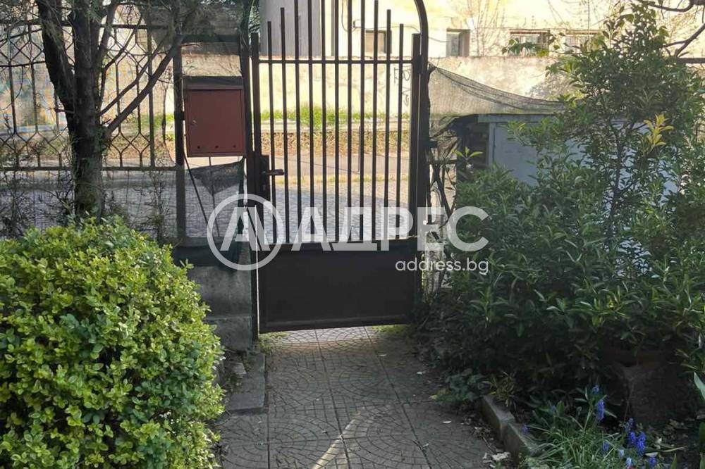 Продава МАГАЗИН, гр. София, Карпузица, снимка 12 - Магазини - 54604669