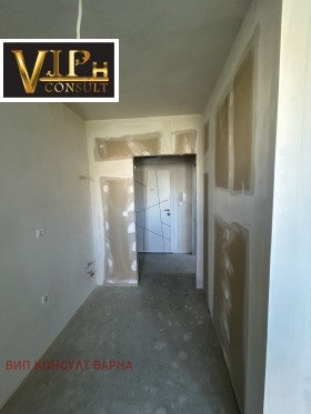 1 chambre Kaisieva gradina, Varna 8