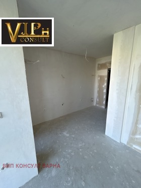 1 chambre Kaisieva gradina, Varna 7