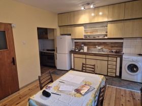 МНОГОСТАЕН, 120 m2