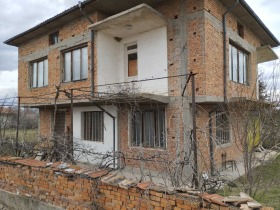 Продава къща област Пловдив с. Граф Игнатиево - [1] 