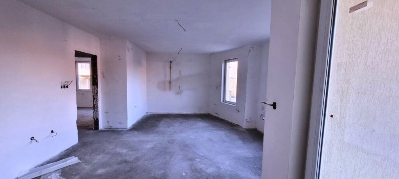 Продава 2-СТАЕН, гр. Шумен, Тракия, снимка 3 - Апартаменти - 52602292