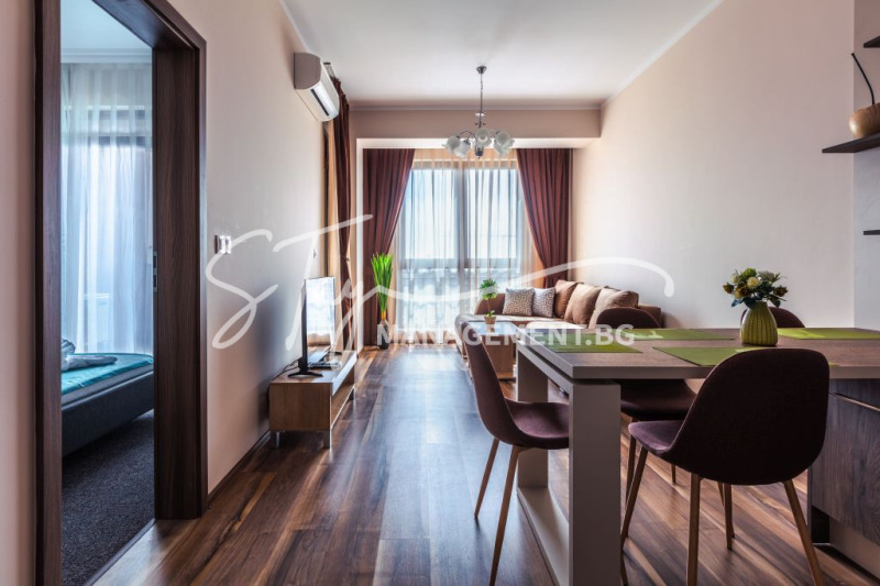 Продава  2-стаен град Бургас , Зорница , 69 кв.м | 50336077