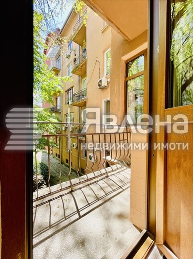 Te koop  2 slaapkamers Sofia , Tsentar , 80 m² | 30163972 - afbeelding [3]