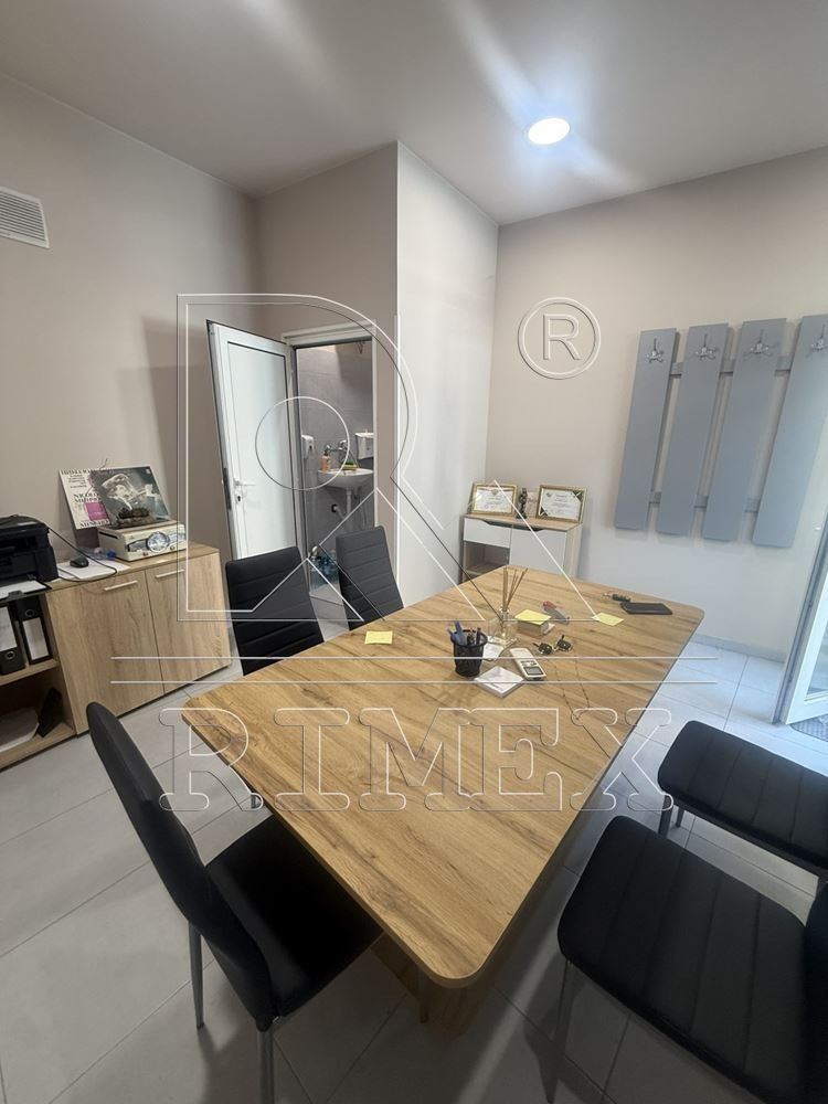 Продава ОФИС, гр. Пловдив, Кършияка, снимка 2 - Офиси - 55098280