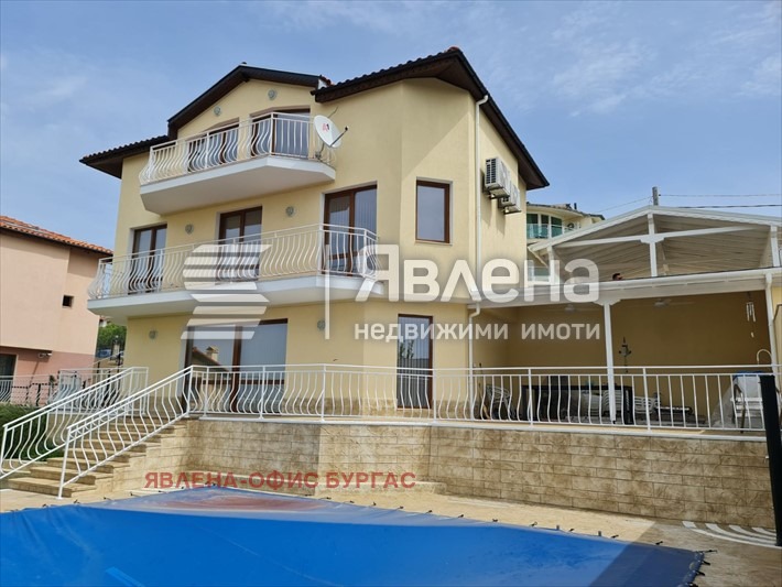 Продава  Къща, област Бургас, с. Кошарица •  299 000 EUR • ID 50524387 — holmes.bg - [1] 
