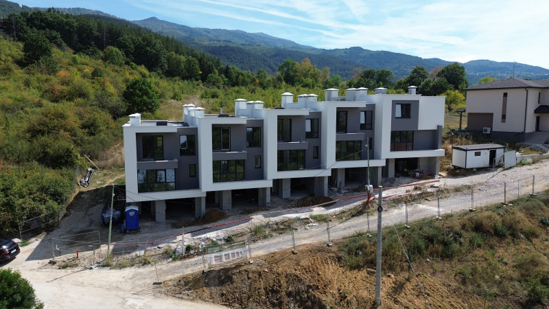 Продава  Къща област Перник , с. Рударци , 263 кв.м | 61378513 - изображение [2]