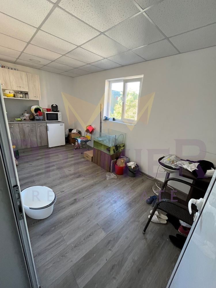 Продава  Пром. помещение град Габрово , Промишлена зона , 793 кв.м | 44695896 - изображение [4]