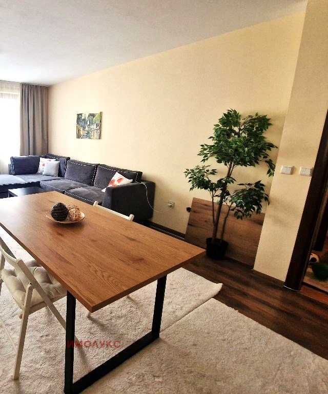 Продаја  1 спаваћа соба Софија , Центар , 65 м2 | 39816630 - слика [4]