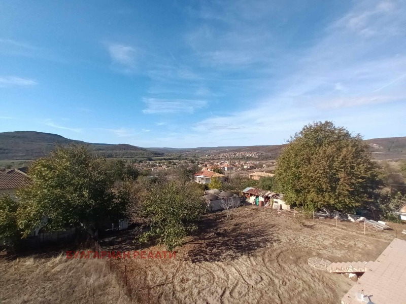 Till salu  Hus region Dobrich , Obrotjistje , 190 kvm | 63016943 - bild [15]