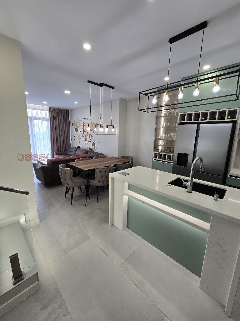 Продава КЪЩА, гр. Варна, м-т Боровец - юг, снимка 2 - Къщи - 52641920