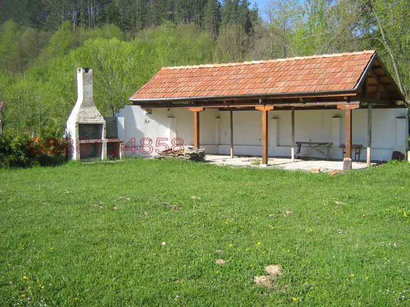 Продава ВИЛА, гр. Априлци, област Ловеч, снимка 9 - Вили - 52785671