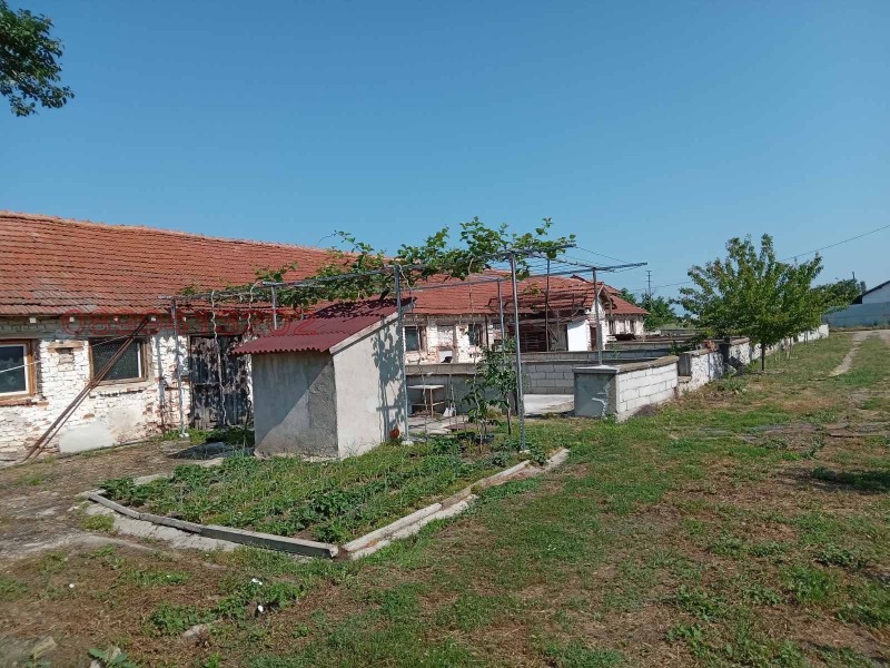 Zu verkaufen  Industriegebäude region Pasardschik , Saraja , 4534 qm | 81855911 - Bild [3]