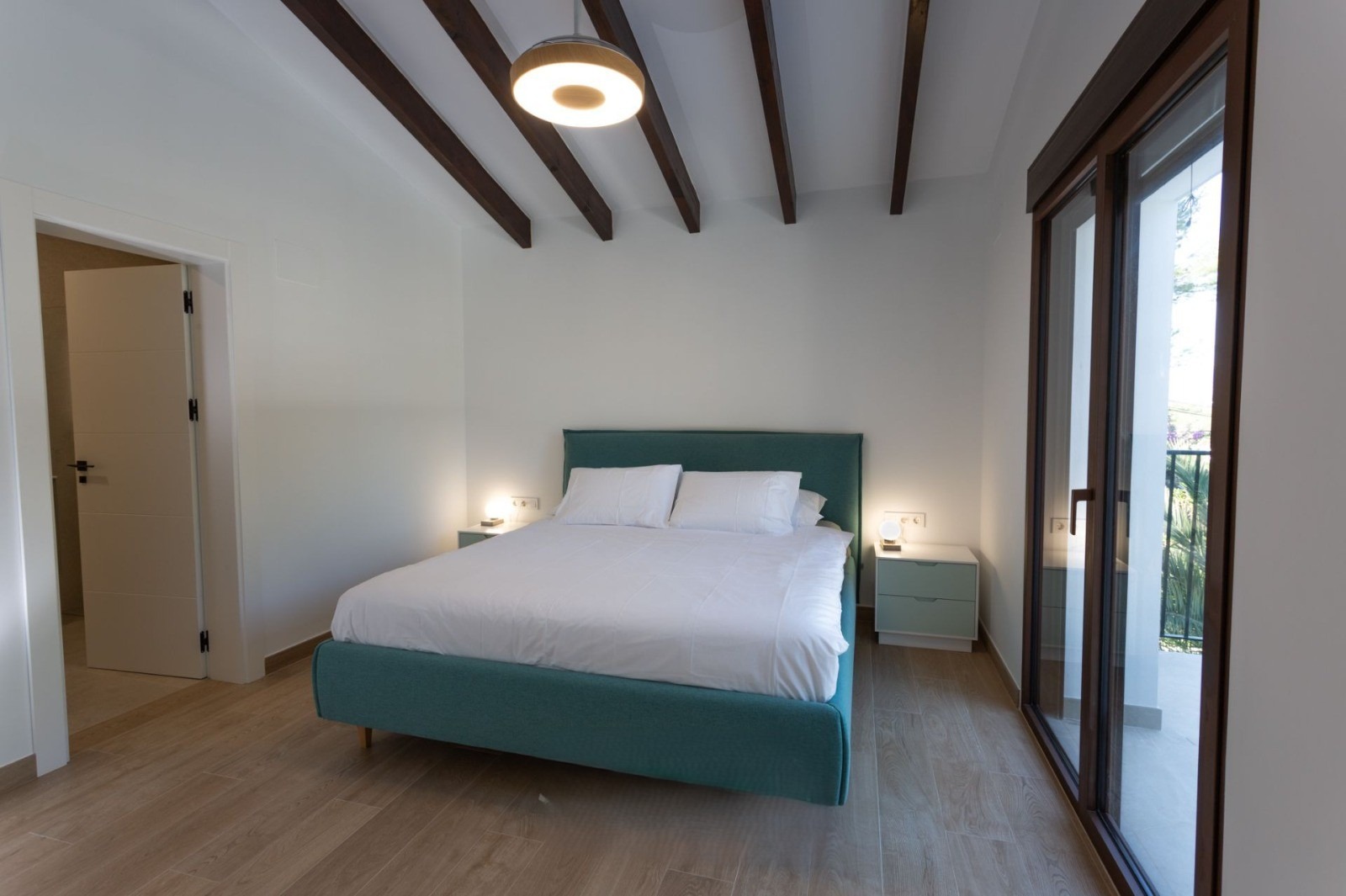 Продава КЪЩА, гр. Бургас, Център, снимка 12 - Къщи - 54338021