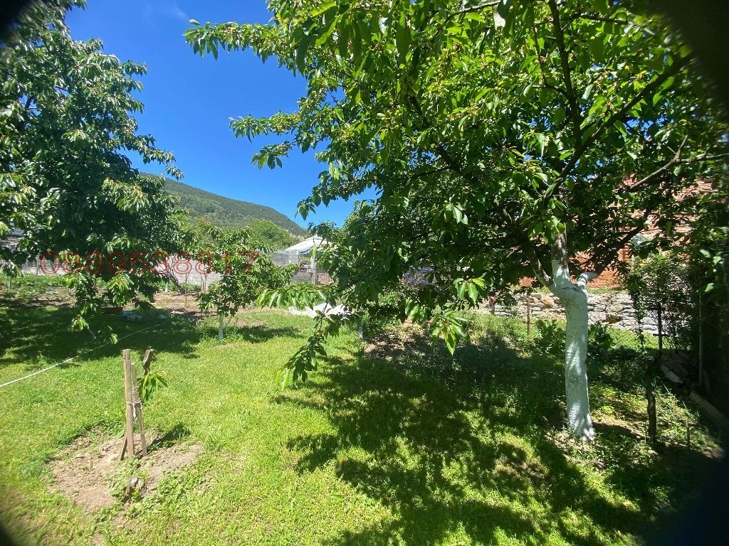 Продава КЪЩА, гр. Златица, област София област, снимка 5 - Къщи - 54989312