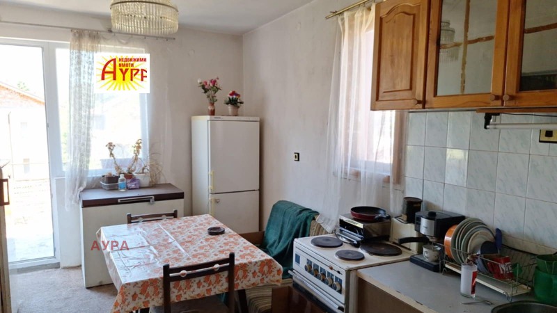 Продава ЕТАЖ ОТ КЪЩА в град Враца, Металург - 81 кв.м / 102 258.38 € » 200 000 лв., АУРА