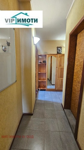 1 chambre 9-ti kvartal, Pleven 16