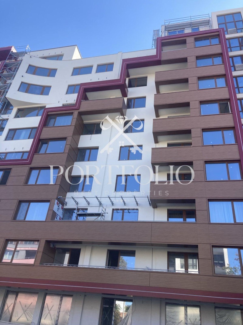 Na prodej  1 ložnice Sofia , Zona B-19 , 80 m2 | 48528483 - obraz [9]