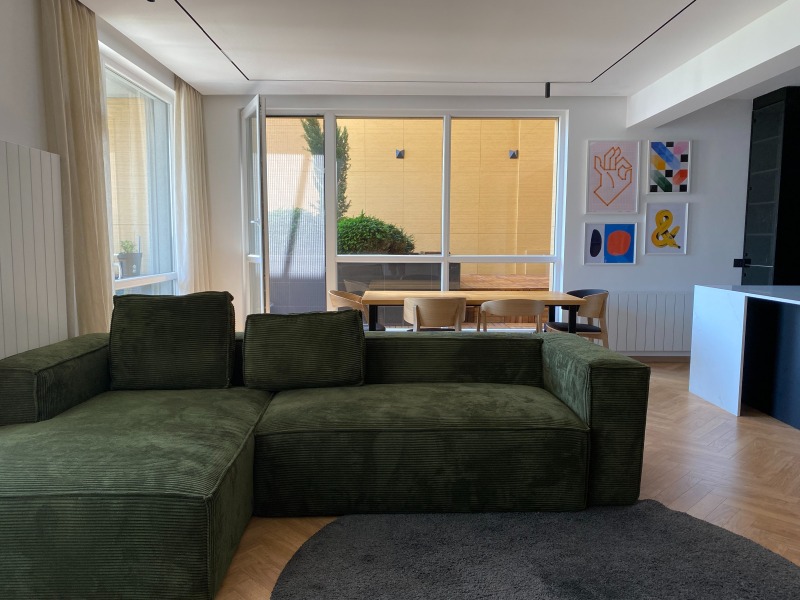 Продава 3-СТАЕН, гр. София, Оборище, снимка 2 - Апартаменти - 53601404