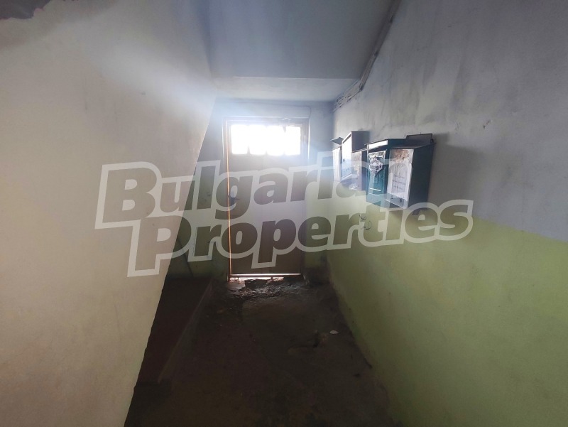 Продава 4-СТАЕН, гр. Шумен, Център, снимка 10 - Апартаменти - 52739431