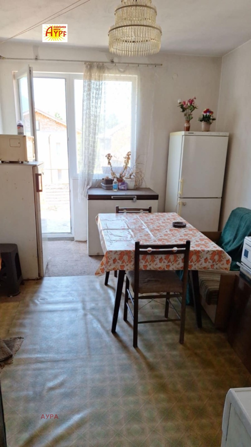 Til salg  Hus Gulv Vratsa , Metalurg , 81 kvm | 61654321 - billede [3]